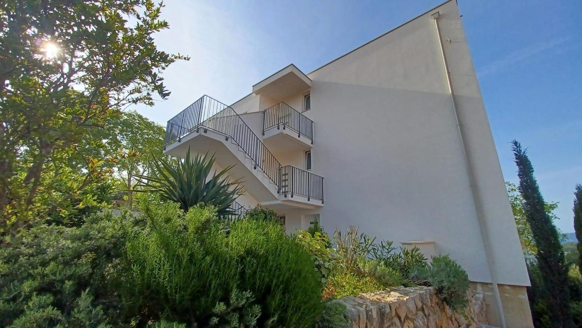 Sea View Apartments Ivana كرك المظهر الخارجي الصورة
